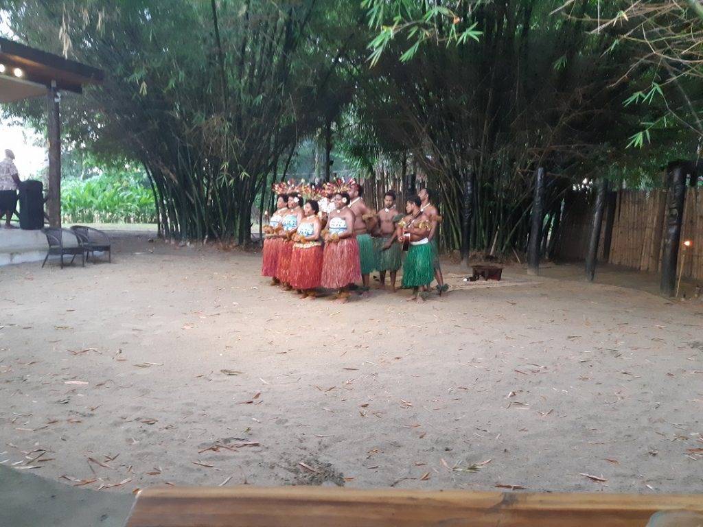fiji culture village dancers