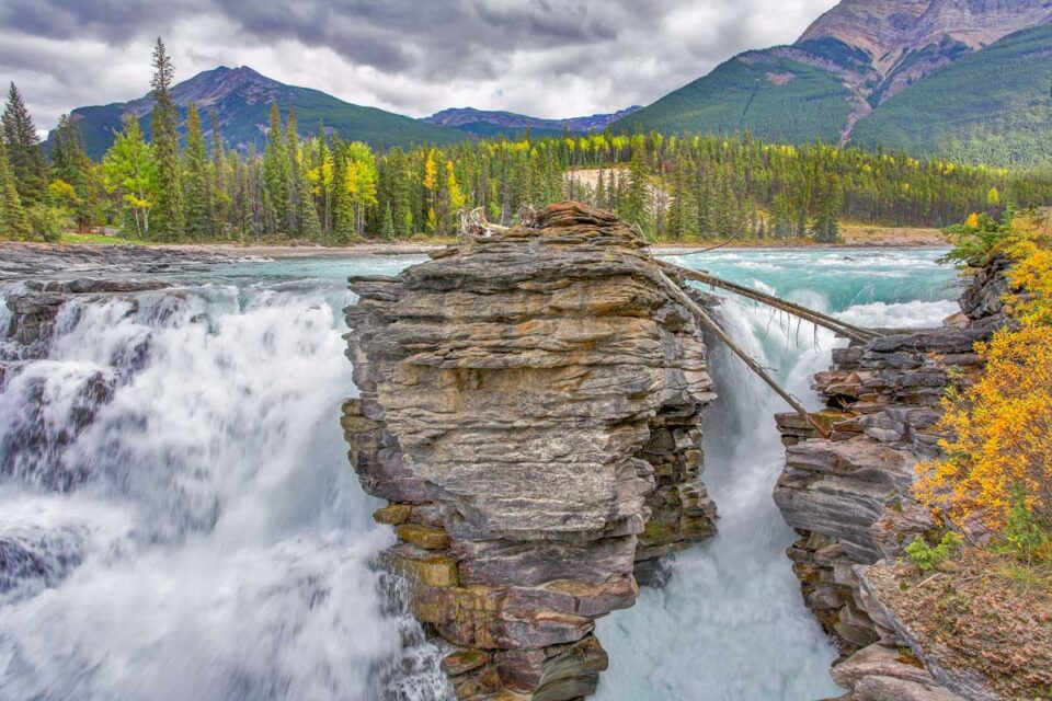13 Things To KNOW Before Visiting Athabasca Falls Jasper