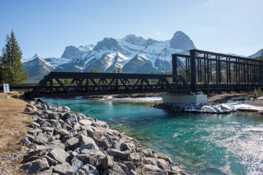 25 EASY Hikes in Canmore with Epic Views (for the whole family!)