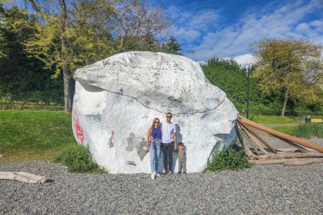 ULTIMATE Guide to Visiting White Rock, BC - Destinationless Travel