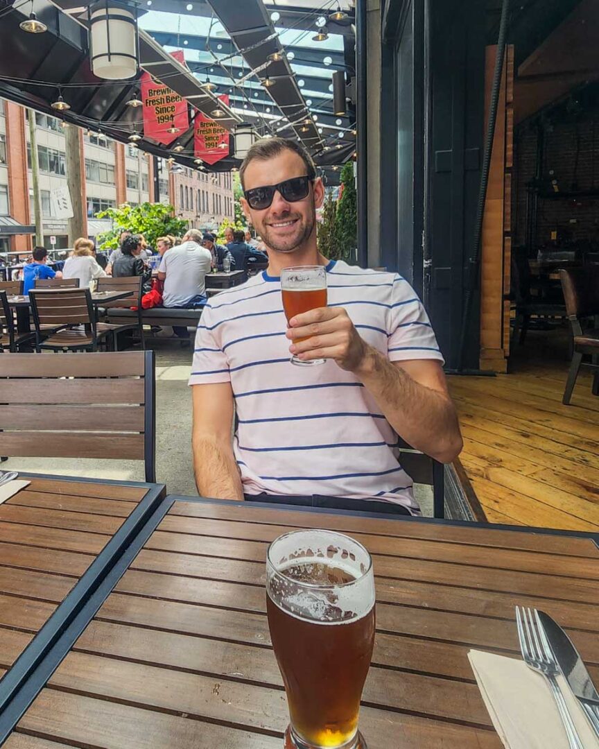 Guide to Visiting Yaletown, Vancouver + 11 BEST Things to do!