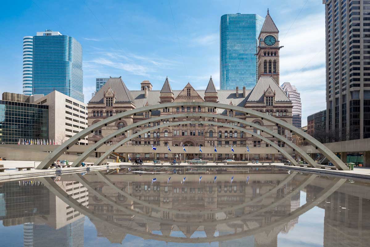 33 BEST Things to do in Toronto, Canada: Guide for First-Time Visitors