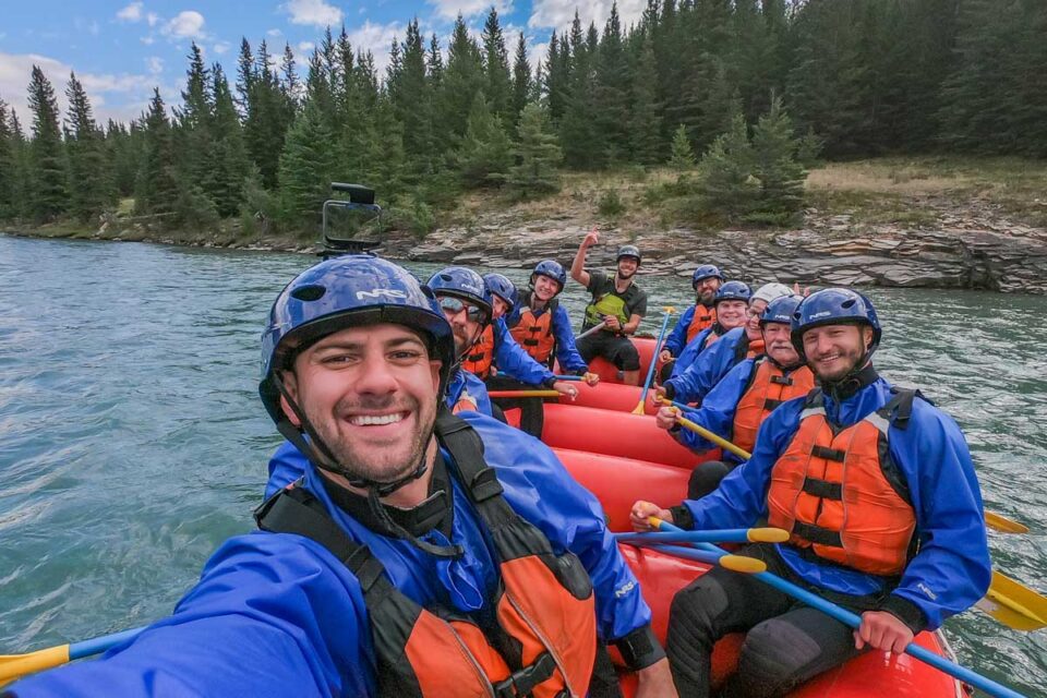 Whitewater Rafting in Banff: 8 Things to KNOW +Best Tours in 2026