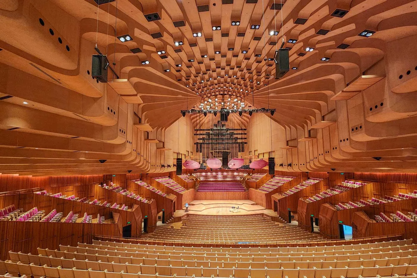 7 BEST Sydney Opera House Tours +Tips to Know BEFORE You Go!