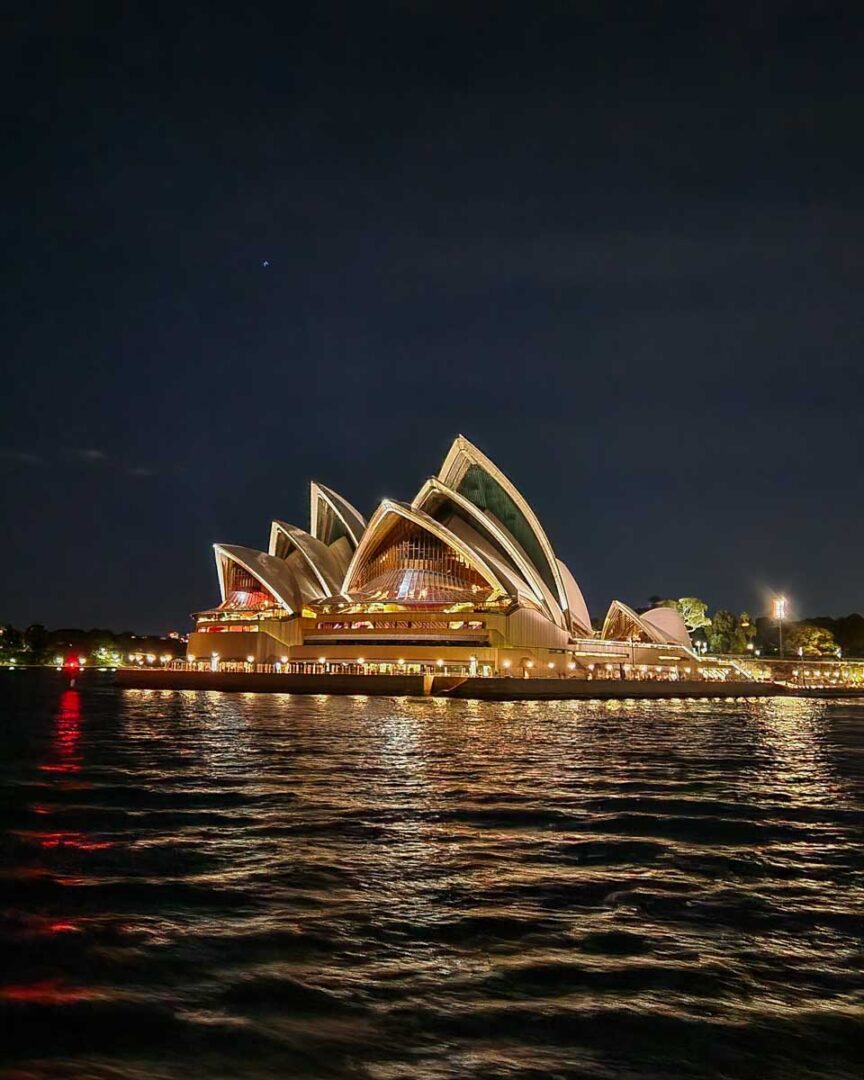 The Sydney in Blue/Navy/Wine/White