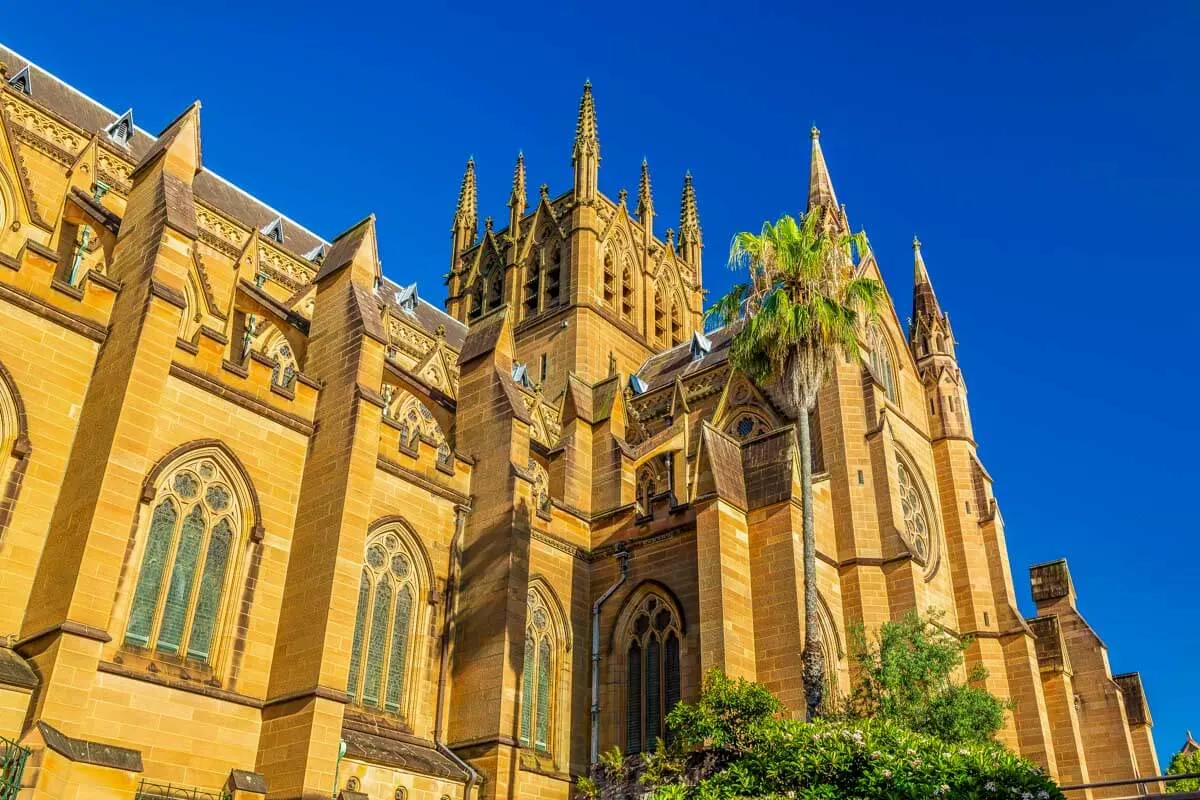 10 Things to Know BEFORE Booking a Walking Tour in Sydney, Australia