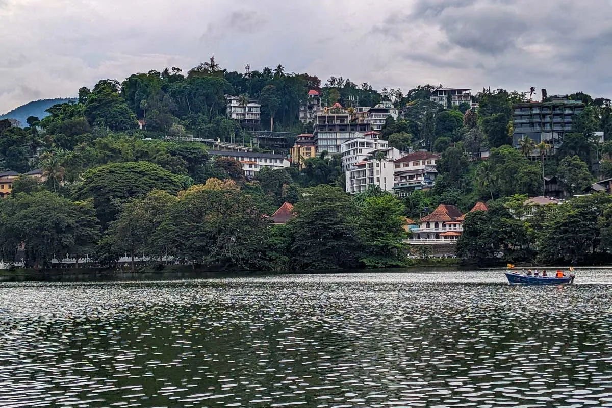 18 BEST Things to do in Kandy, Sri Lanka (2025 Guide!)