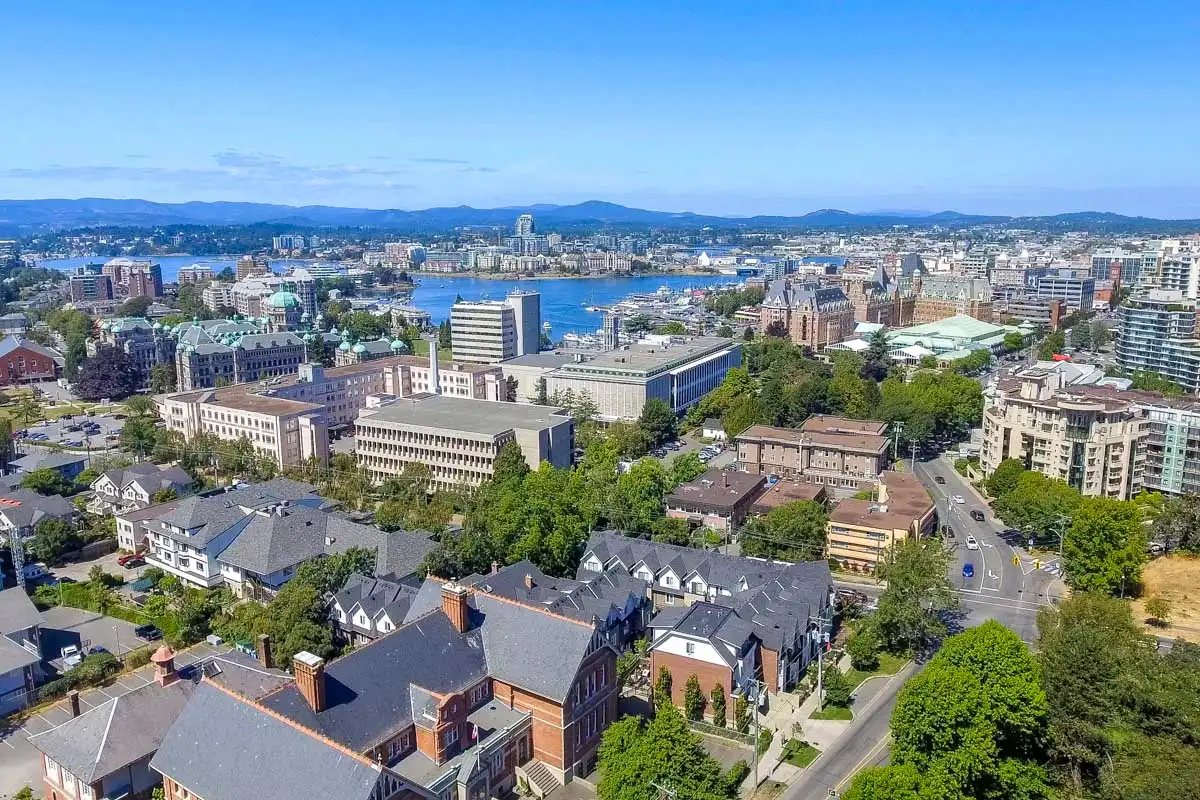 Where to Stay in Victoria, BC: The Absolute BEST Area and 9 Top Hotels