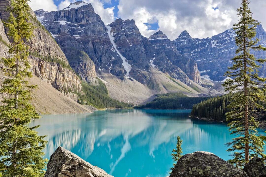 Lake Louise to Moraine Lake - 6 BEST Ways and How To Book