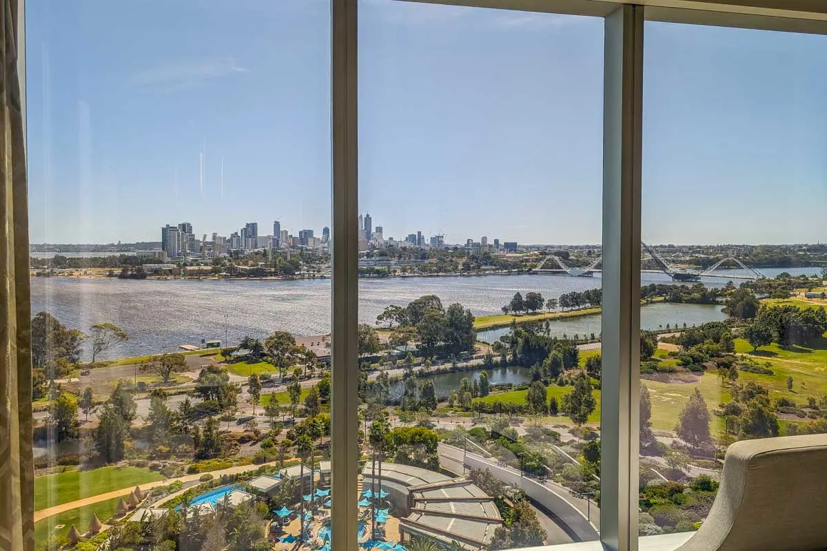 Crown Towers Perth Honest Review – Is It Worth Staying at?