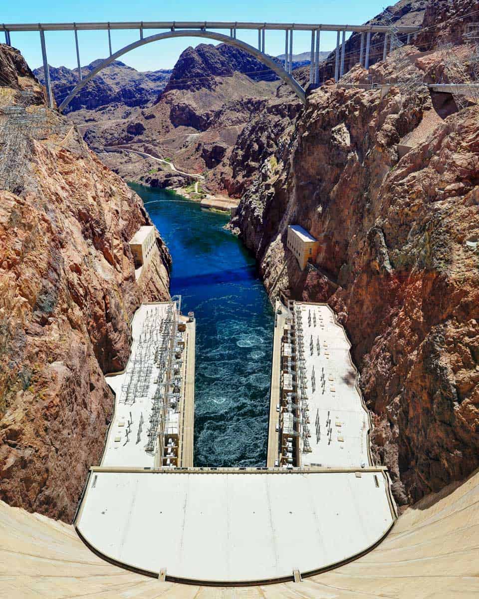 Hoover Dam, Lake Mead seen on a tour from Las Vegas Nevada (3)