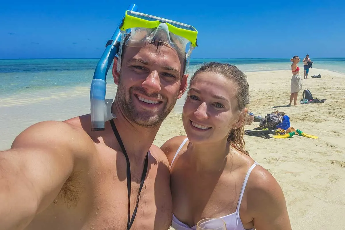 Bailey-and-Daniel-take-a-selfie-on-a beach in Thailand