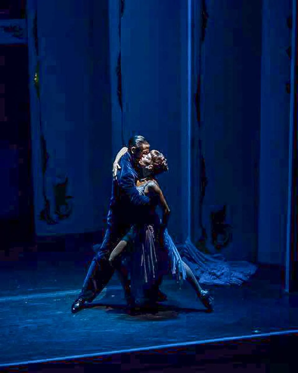 Cafe of the Little Angels two people dance tango in Bueno Aires Argentina