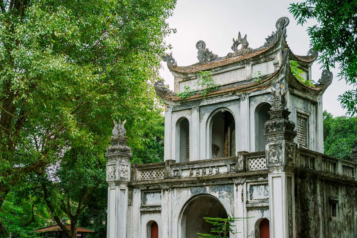 10 BEST Things to do in Hanoi, Vietnam