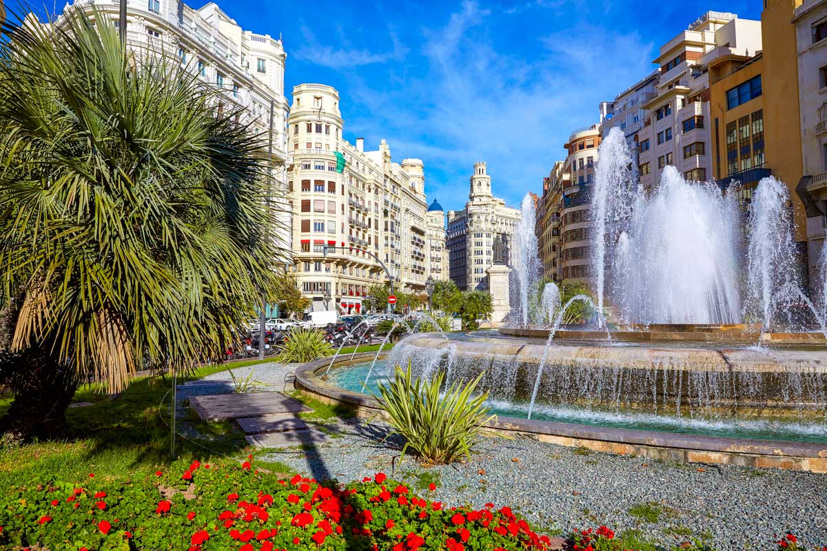Valencia city Ayuntamiento square Plaza fountain Spain