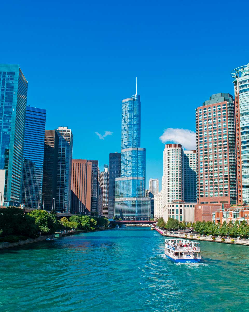 A boat and buildings seen on a cruise down the Chicago River Illinois