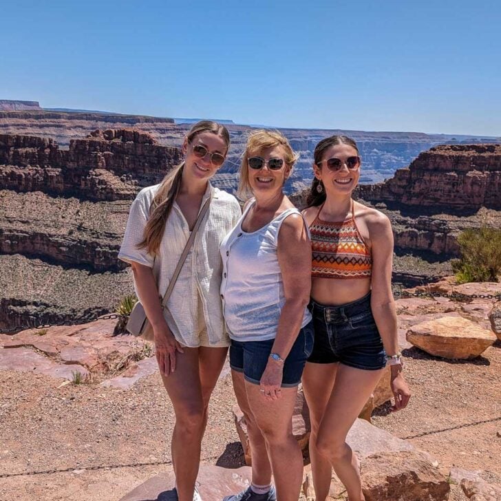 Bailey-and-family-on-a-tour-to-the-grand-canyon-from-Phoenix Arizona