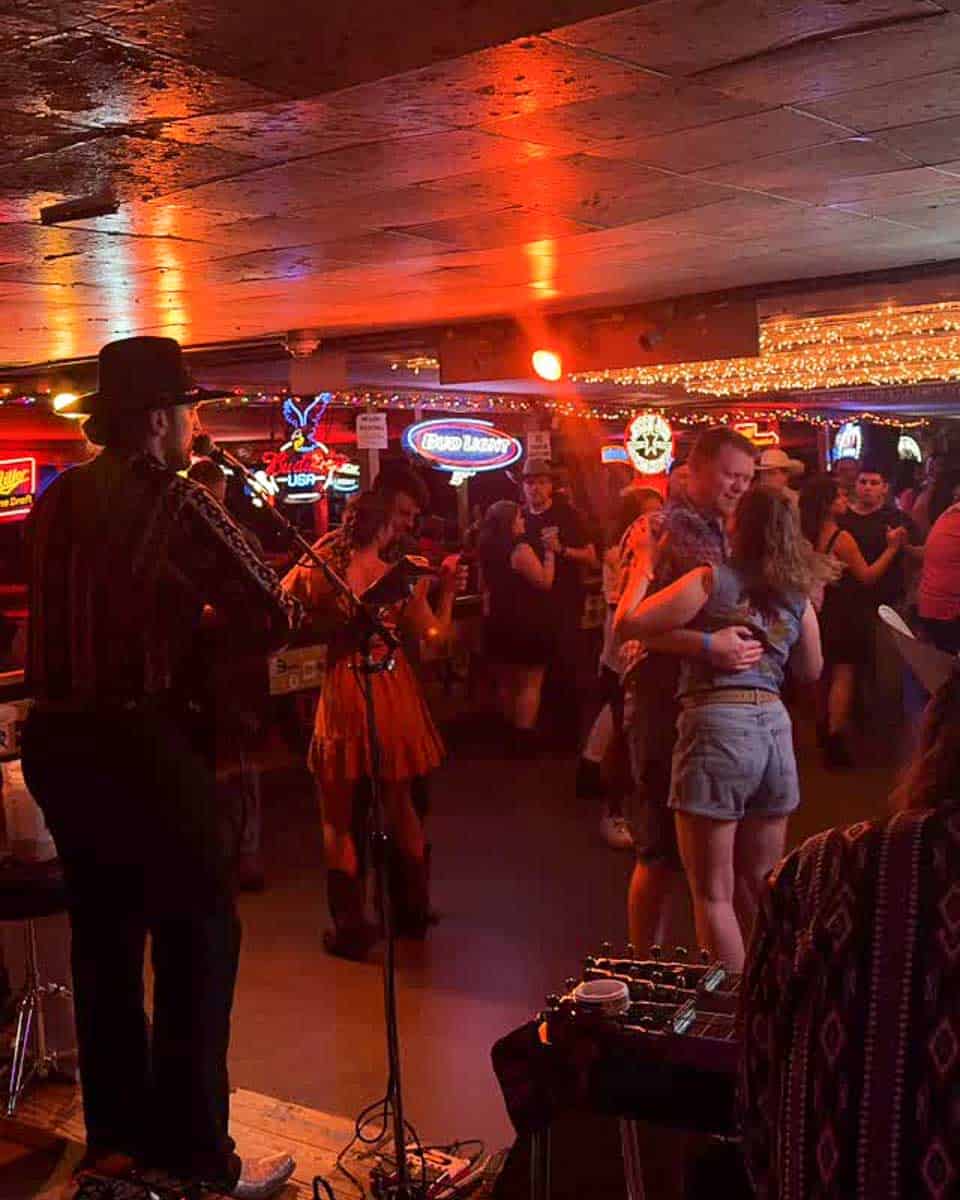 Broken Spoke in Austin Texas (2)