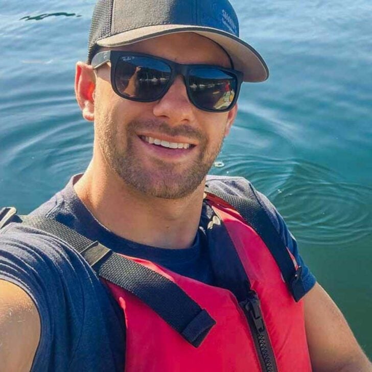 Daniel-takes-a-selfie-while-kayaking-on-a-tour from Phoenix Arizona