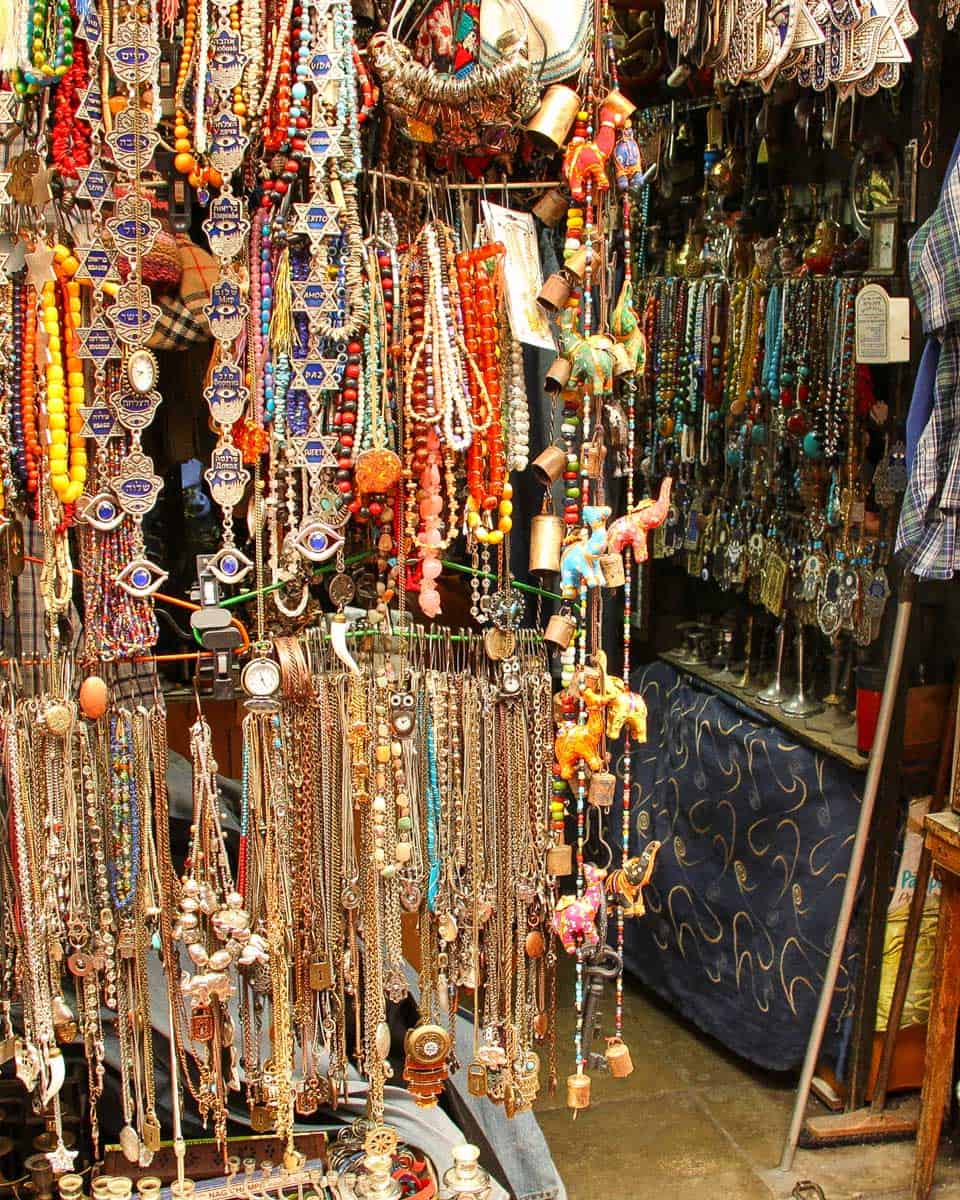 Jewlery-in-a-shop-on-a-tour-in-Sedona Arizona