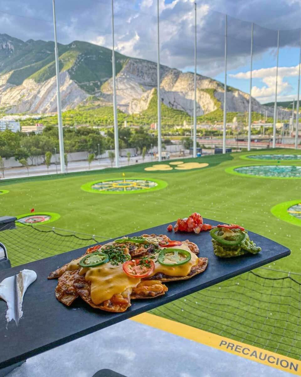 Topgolf (Phoenix - Scottsdale) in Phoenix Arizona USA (2)