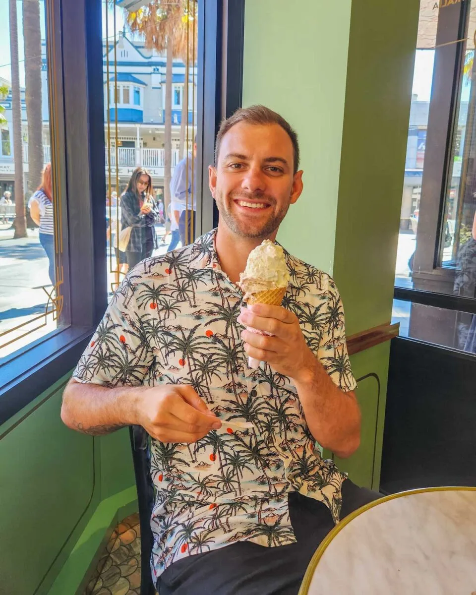 Daniel-enjoys-an-ice-cream-on a food tour in Bari Italy