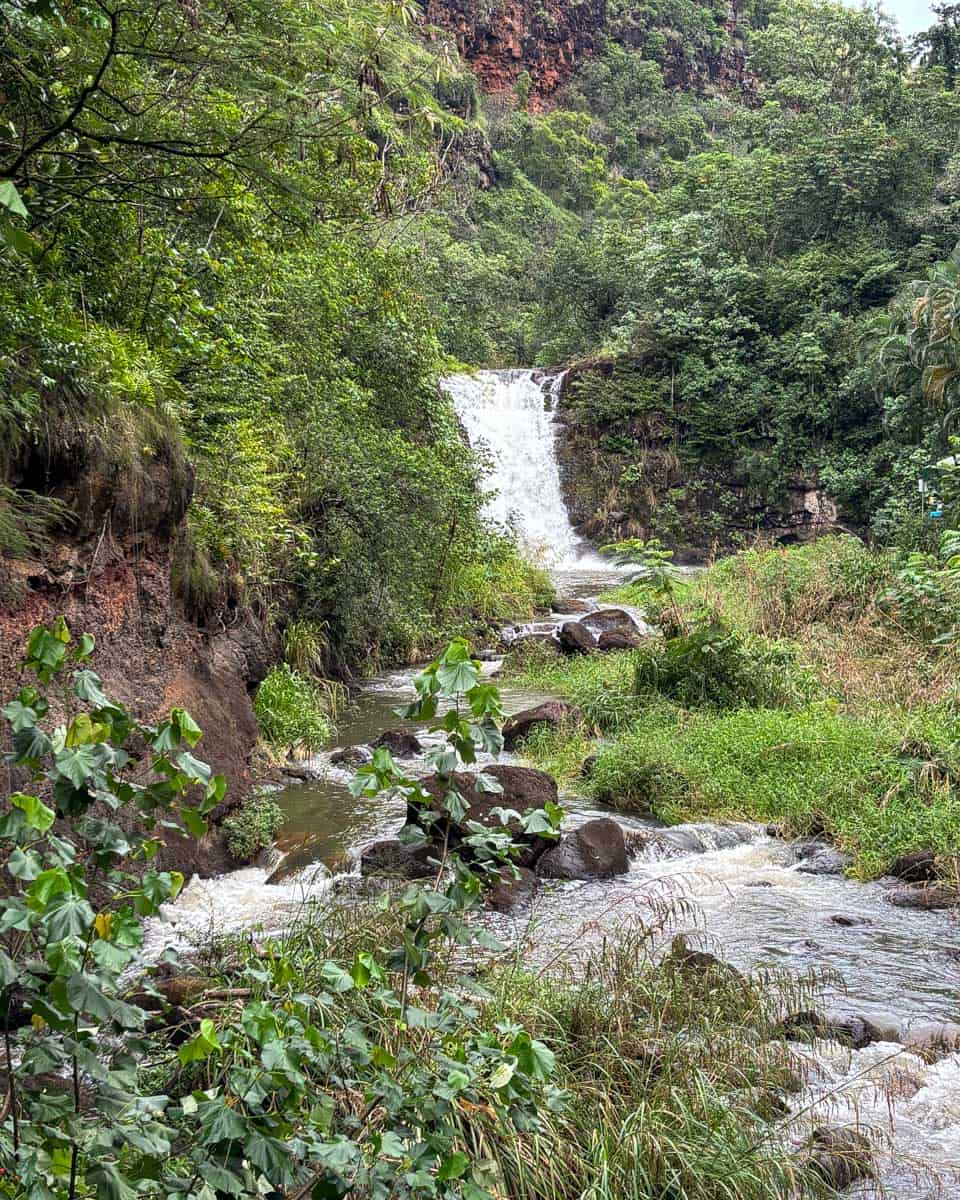 Waterfall-on-a-hike-in-Maui-Hawaii