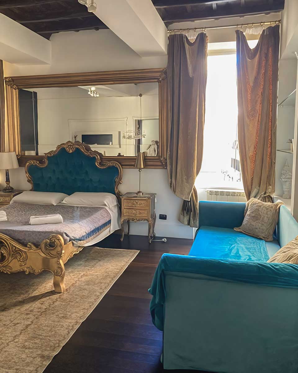 D.R. Rome Spanish Luxury Suites in Rome Italy