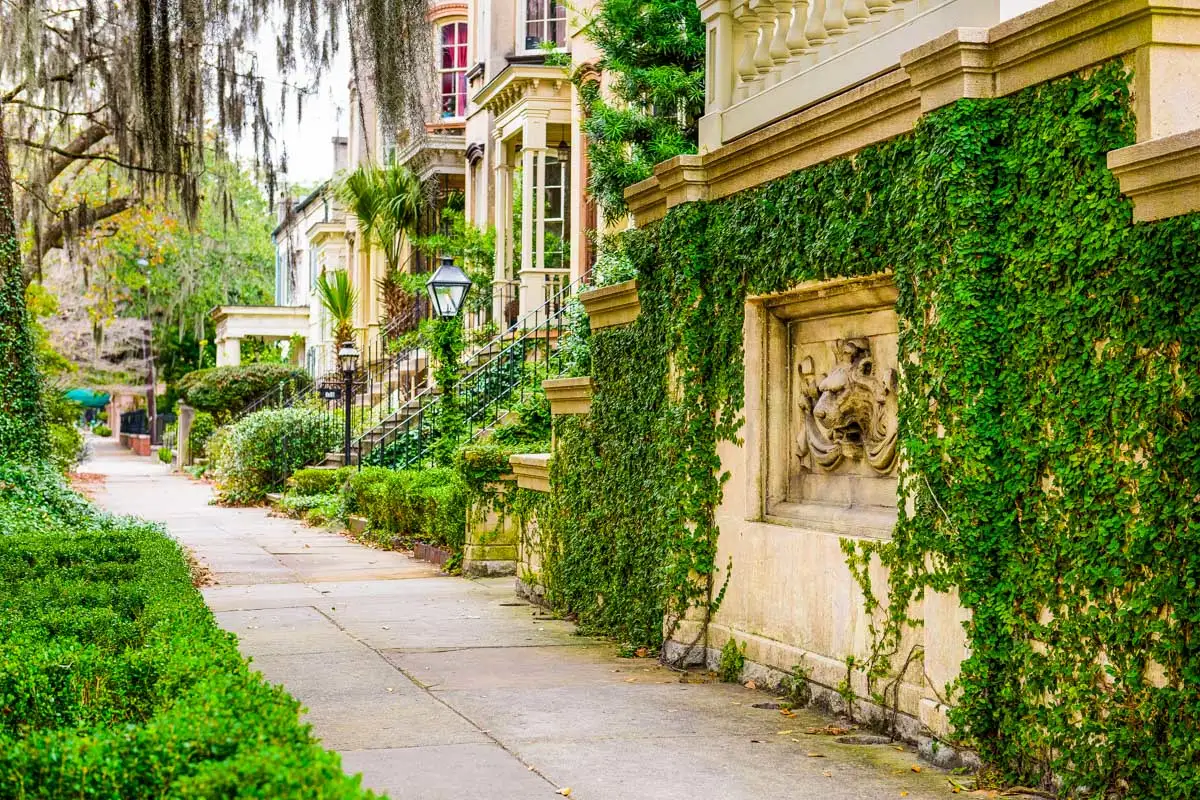 Where to Stay in Savannah, Georgia: 4 Best Areas and Hotels