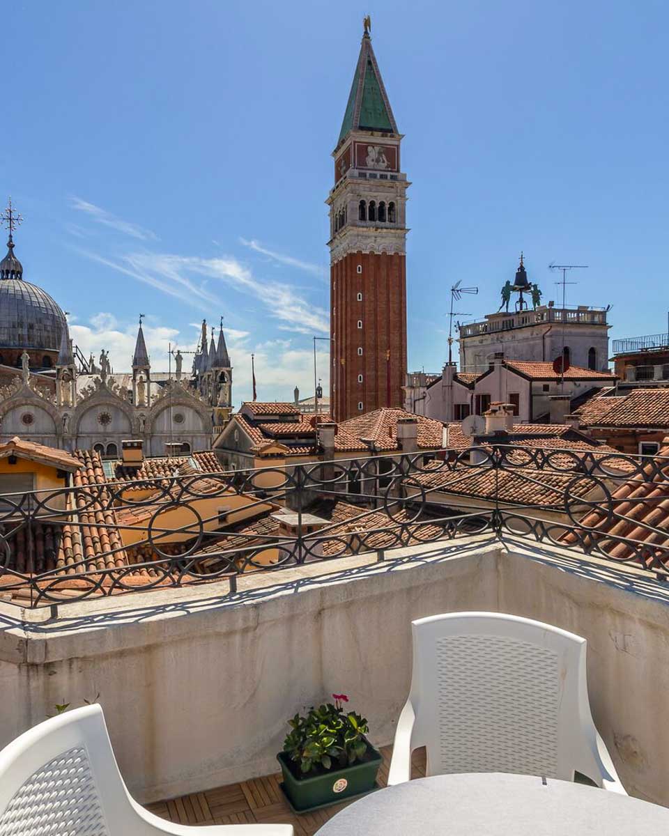 Hotel ai do Mori in Venice Italy 1