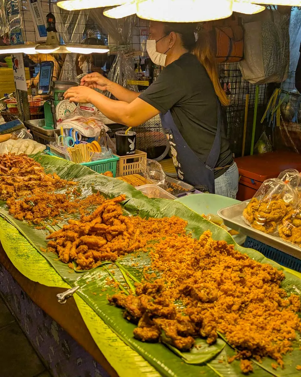 Thai food eaten in Bangkok Thailand on a Chinatown night tour (9)
