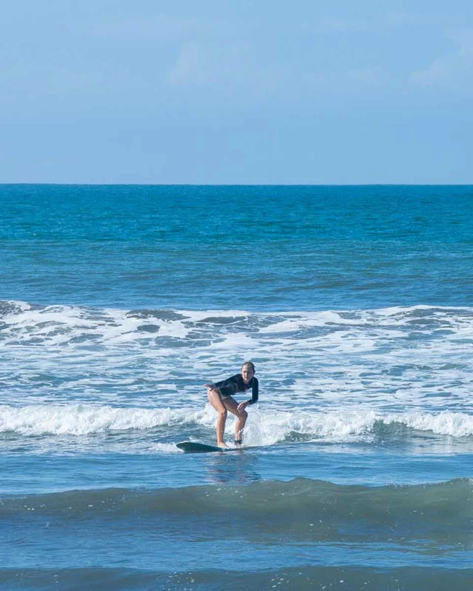 Bailey-surfs-in-Honolulu-Hawaii Oahu