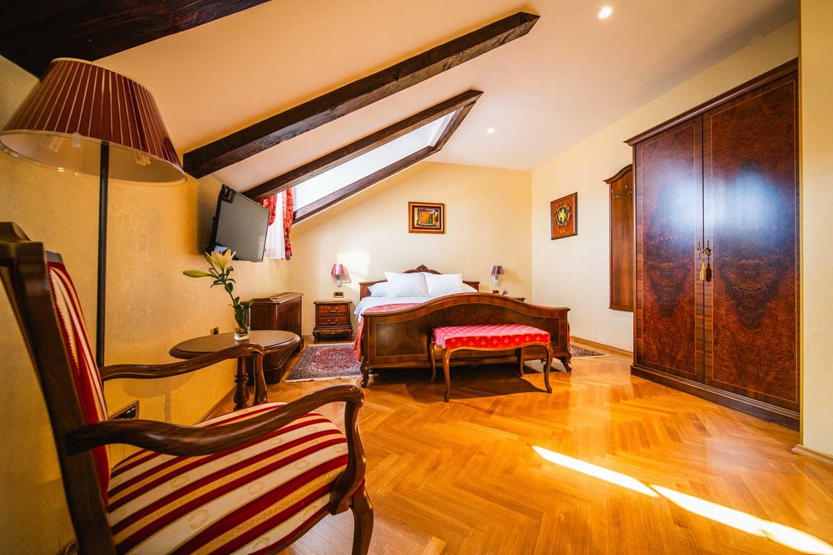 Kazbek, hotel & restaurant in Dubrovnik Croatia