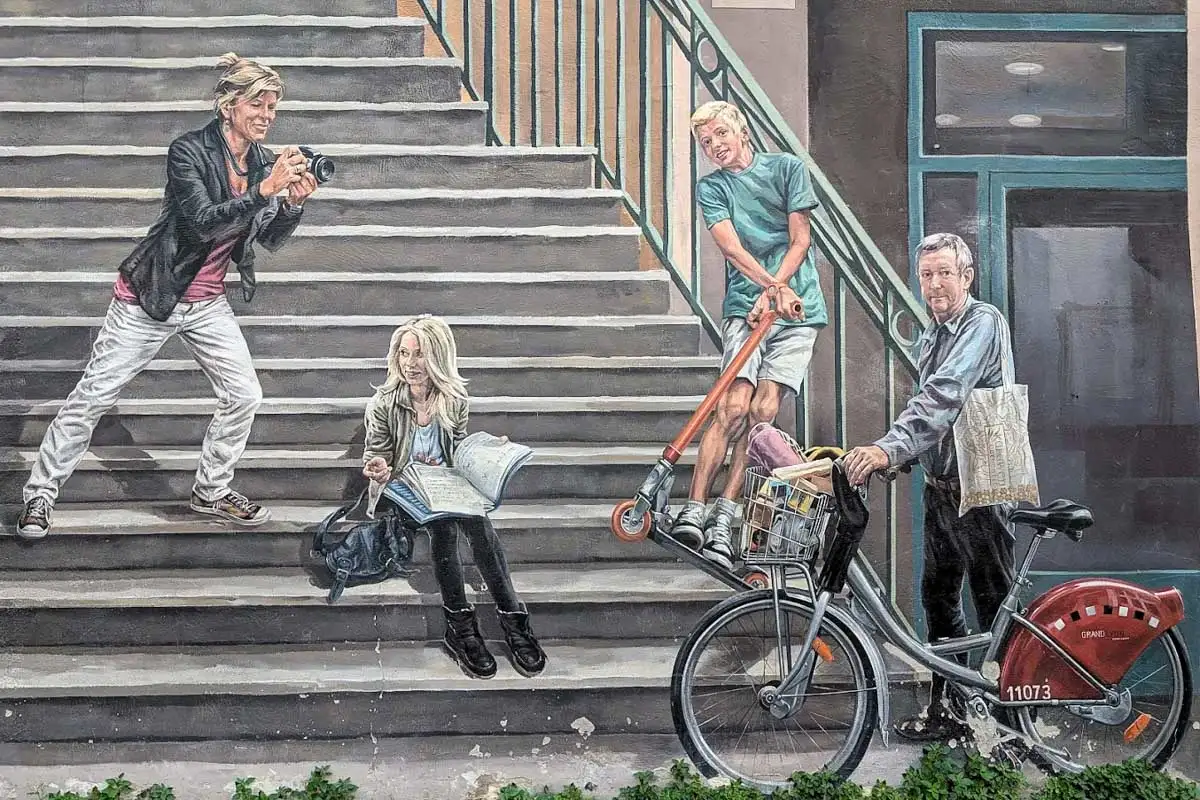 Mur des Canuts in Lyon France