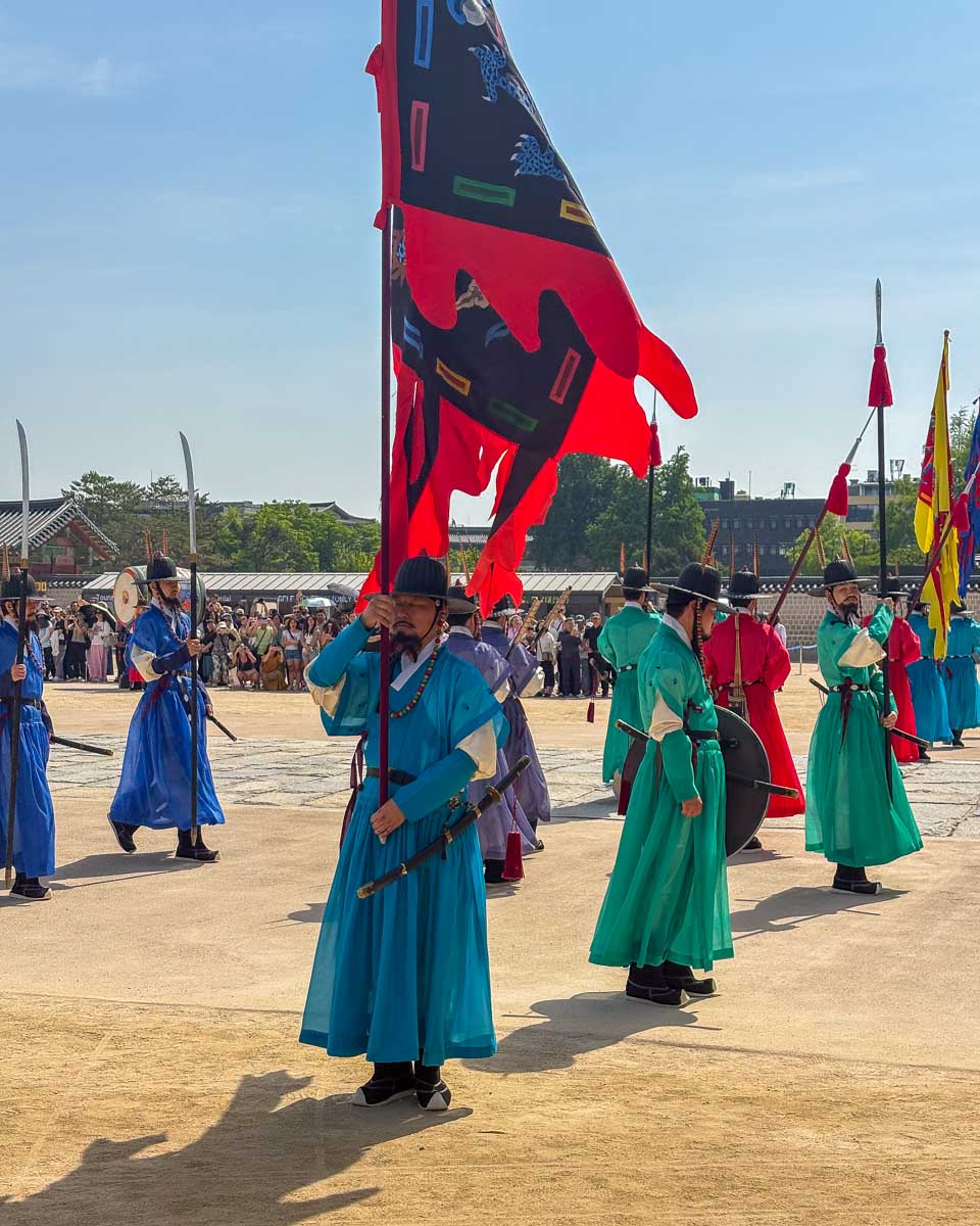 The Changing of the guard at Gyeongbokgung Palace in Seoul, South Korea (2)