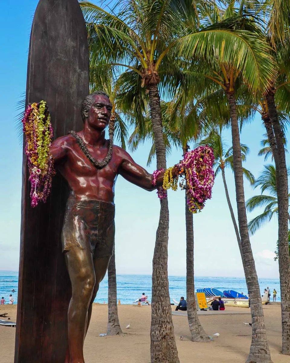 duke kahanamoku surf statue in Central Waikiki Honolulu Hawaii