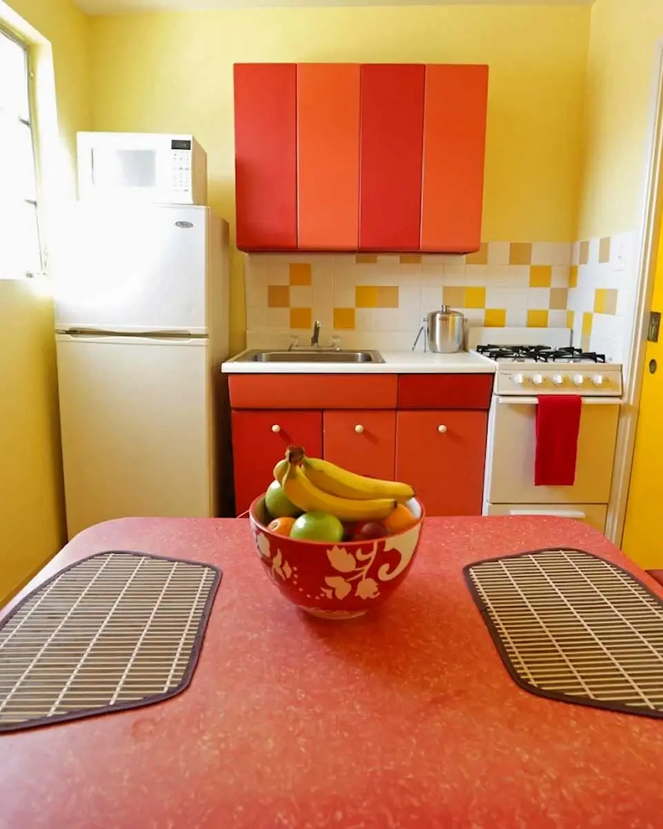 Banana Bungalow Hollywood Hotel & Hostel in Hollywood Los Angeles California 1