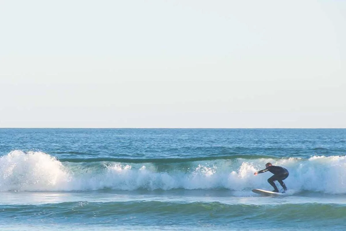 Daniel-surfing-in Portugal
