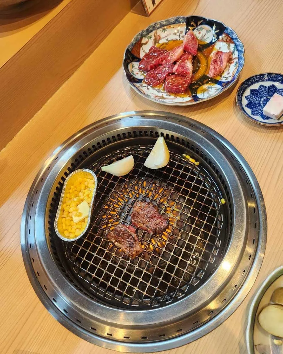 Korean-babrecue-in-Jeju-South-Korea-2