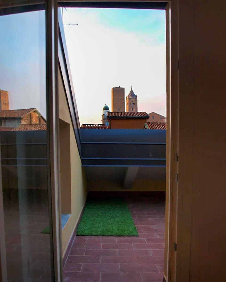 Cosmopolitan Central Rooms in Bologna Italy 2