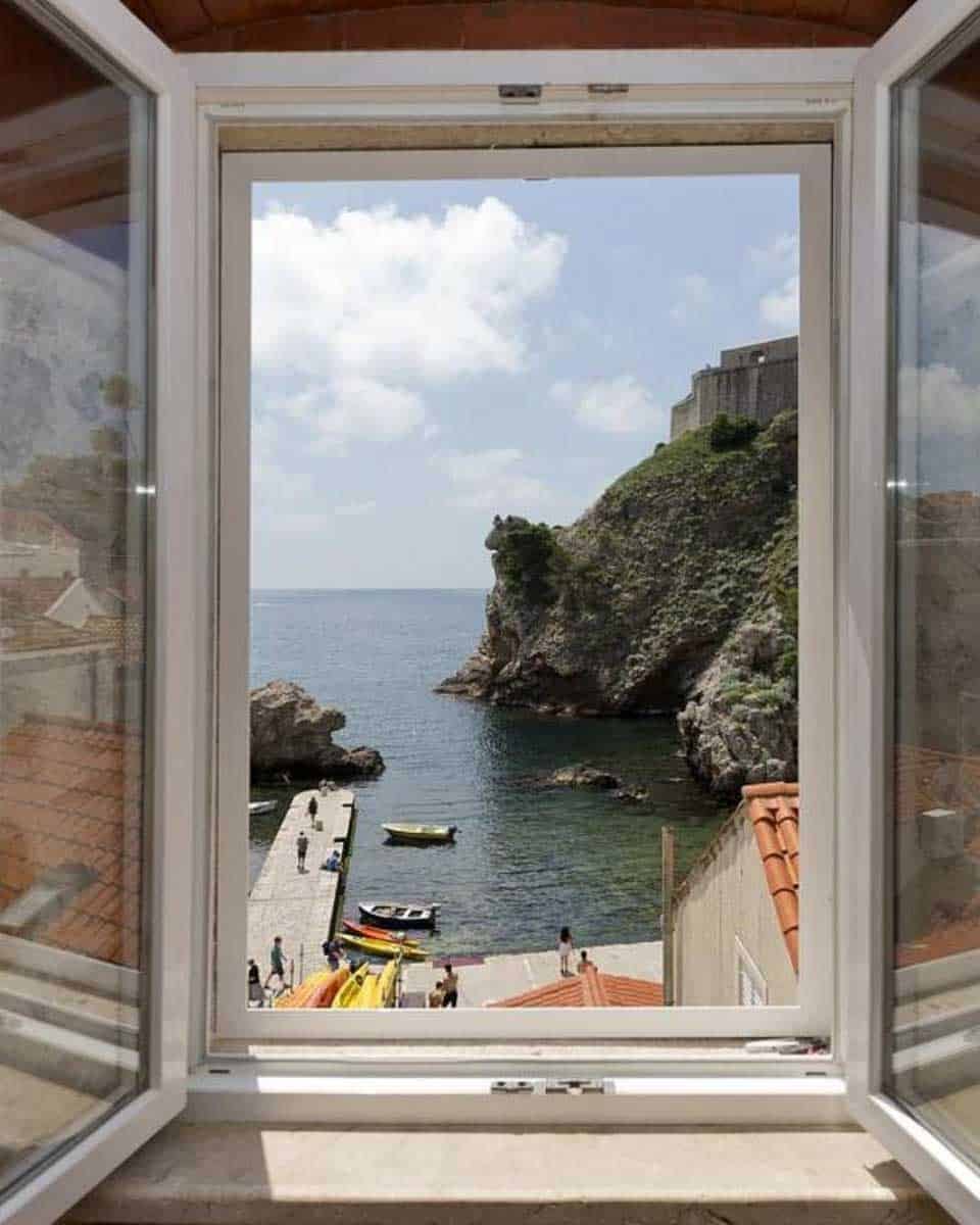 Eddie's Sea View Rooms Old Town in Dubrovnik Croatia (1)