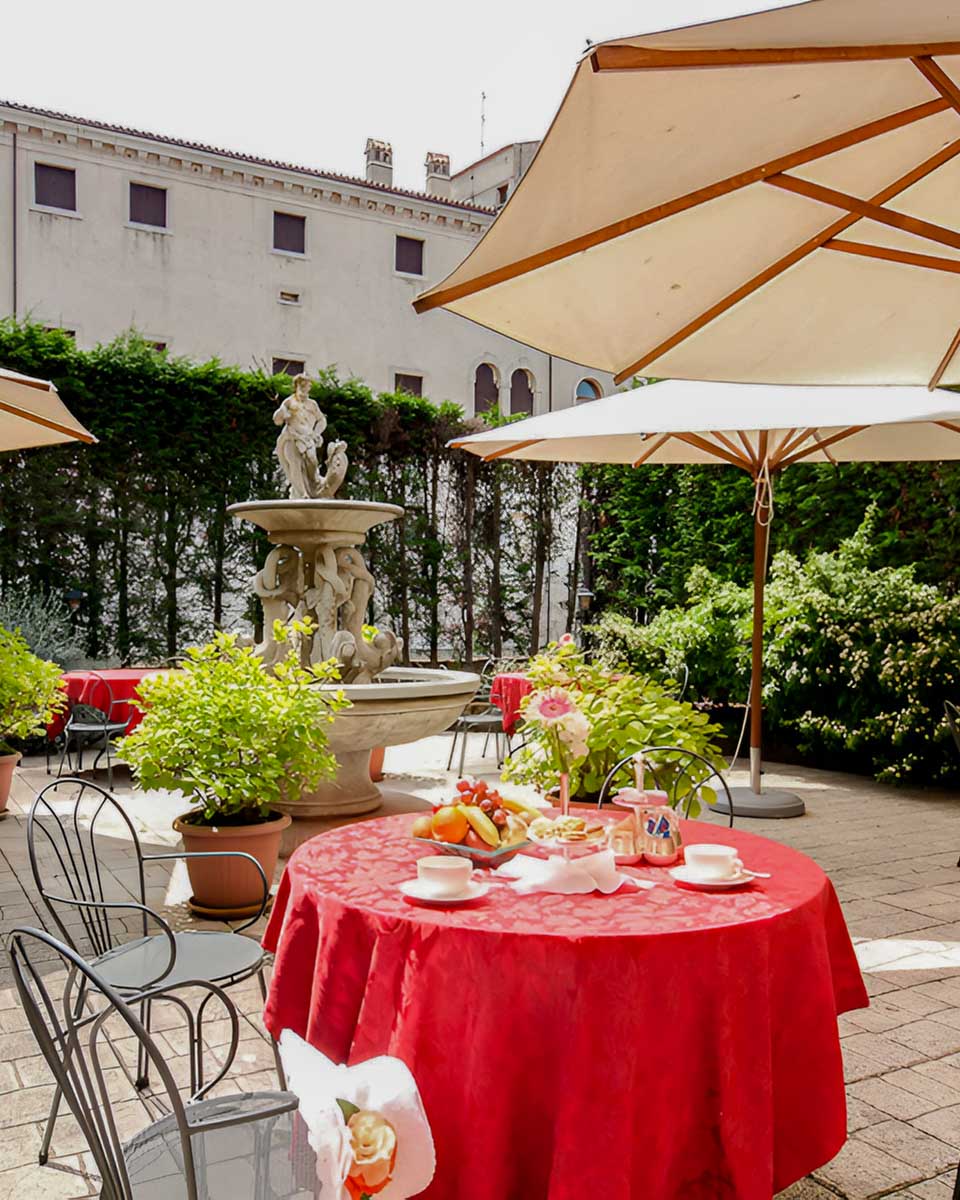 Hotel Belle Arti in Venice Italy 1