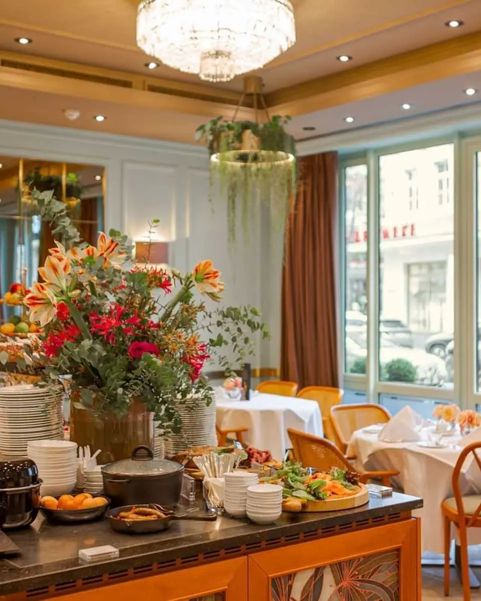 Hotel MĂĽnchen Palace in Munich Germany 2