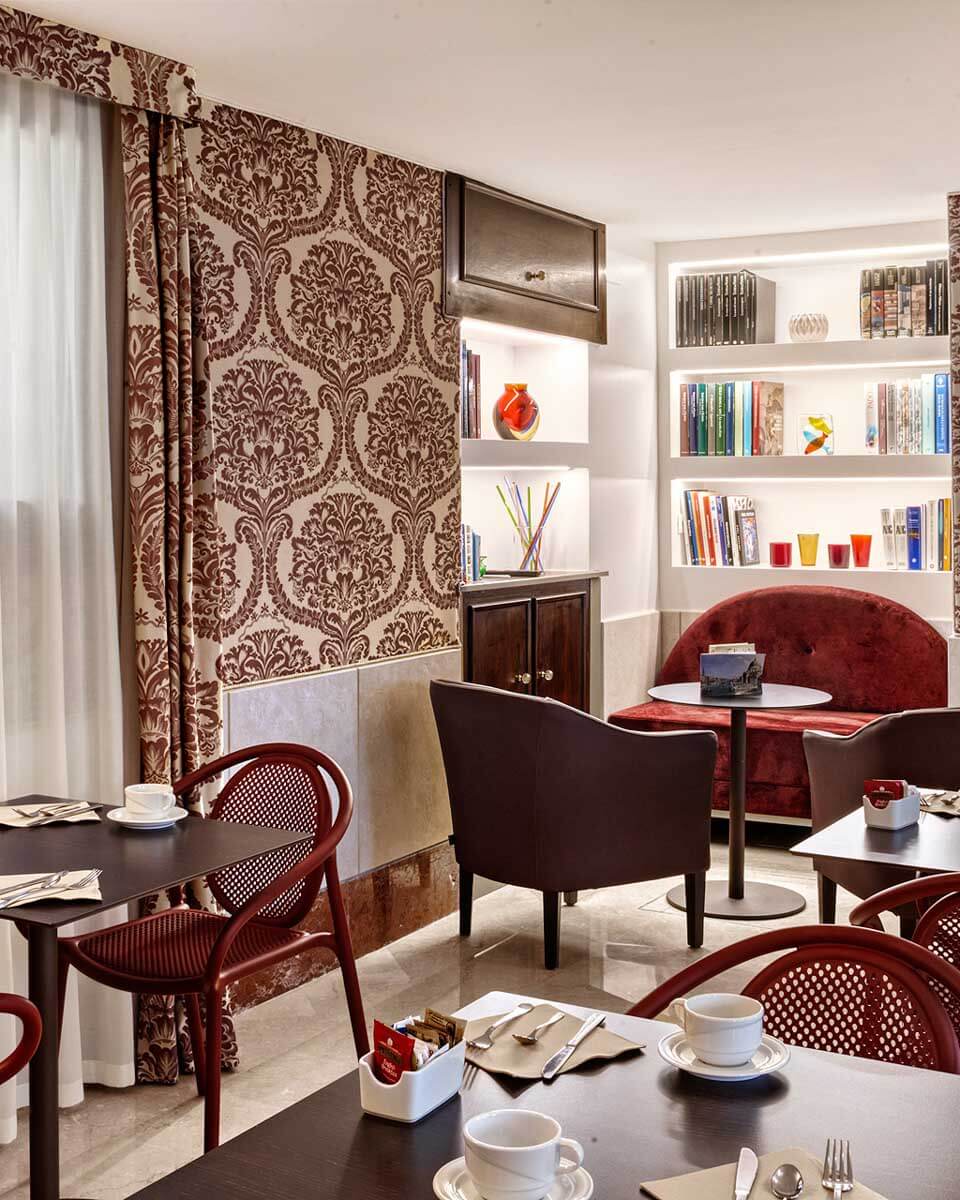 Hotel Nuovo Teson in Venice Italy 1