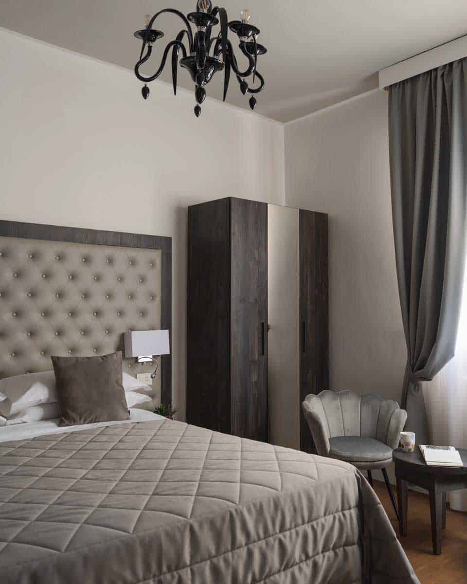 Hotel Re Enzo in Bologna Italy (1)