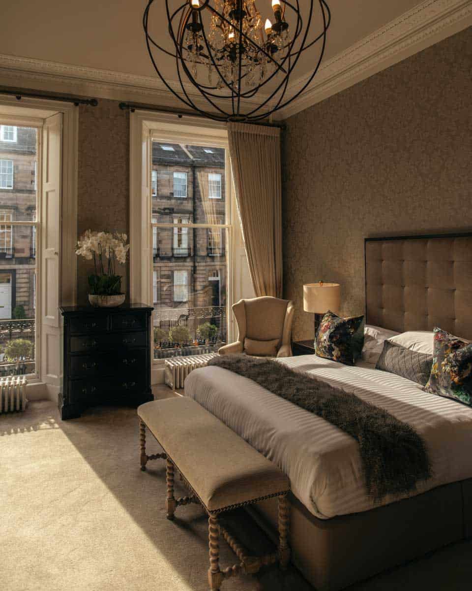 Nira Caledonia in Edinburgh Scotland 2