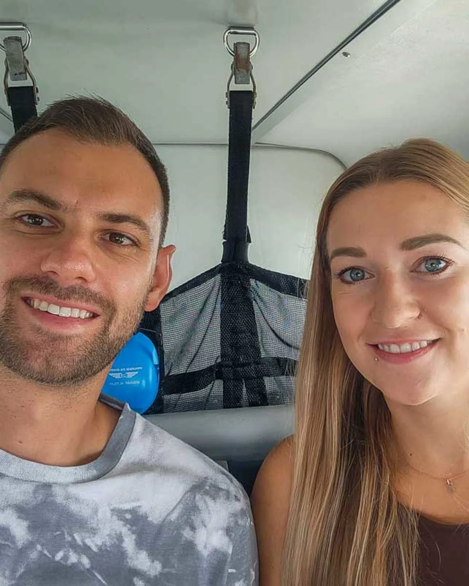 Bailey-and-Daniel-take-a-selfie-on-a-plane-tour from Airlie Australia