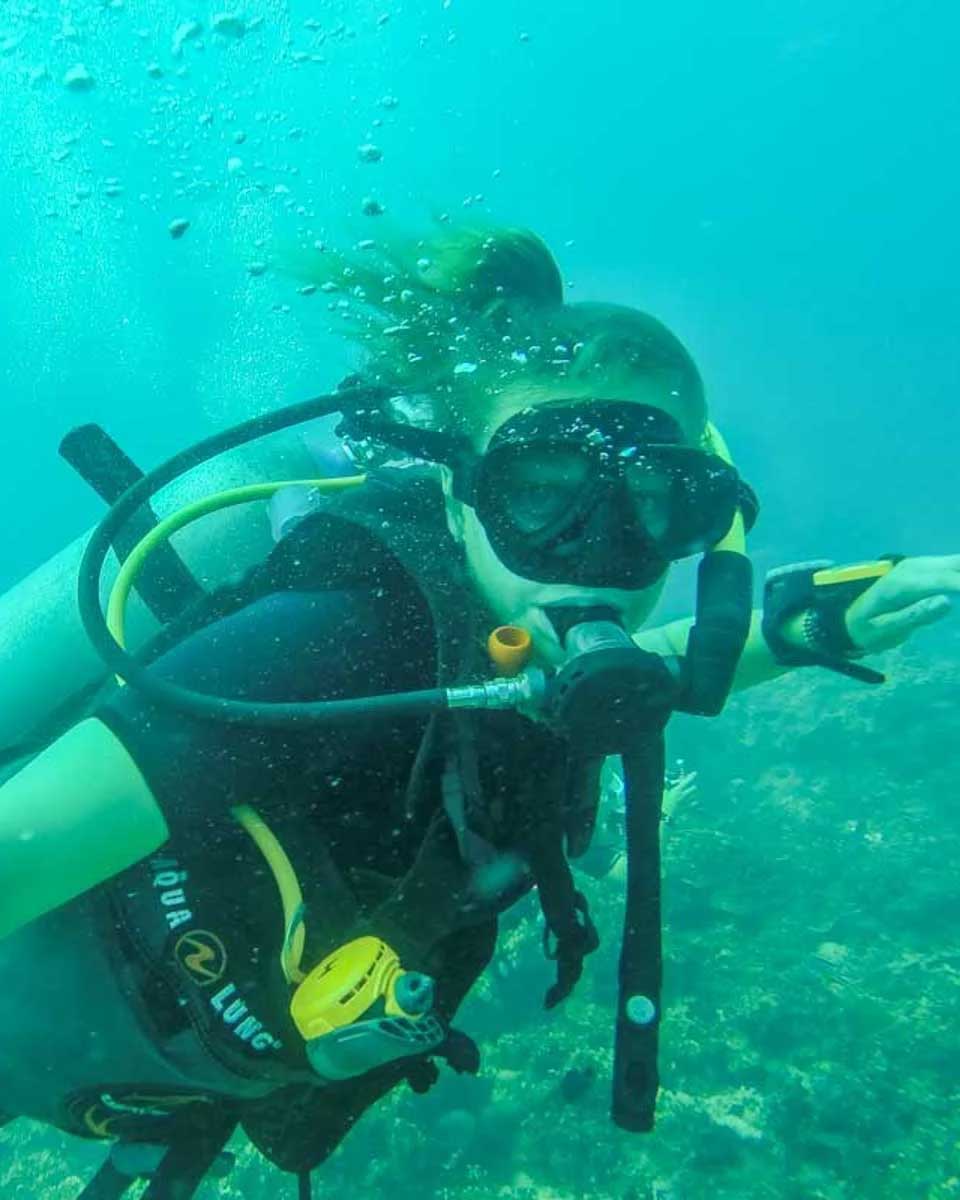 Bailey-scuba-diving-near-Polignano-a-Mare-on a tour from Puglia Italy