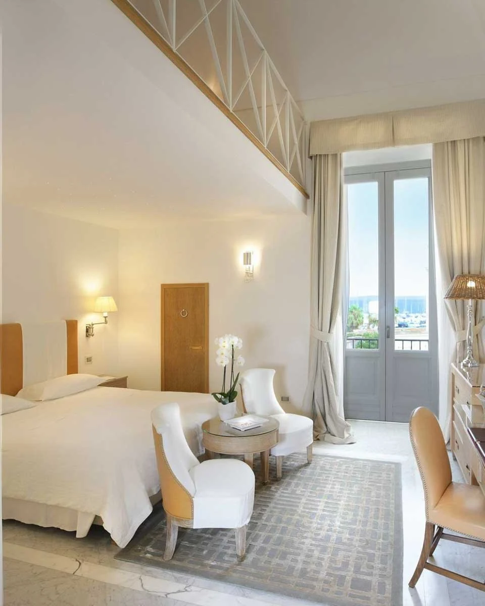 Hotel Palazzo del Corso & DolceVita Restaurant in Puglia Italy