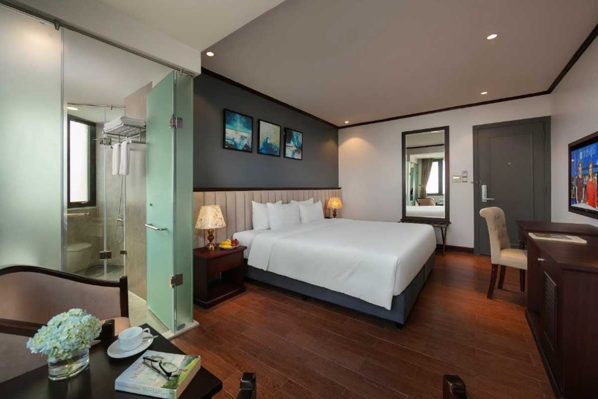 MAY DE VILLE Corner Hotel in Hanoi Vietnam